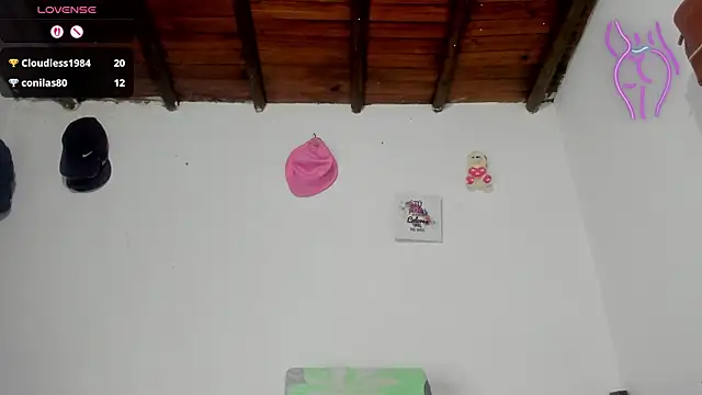 Snapshot of lustlunna chatting on 05/02/26, 01:22 lustlunna online show from 05/02/26, 01:22