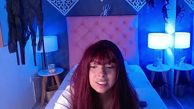 Snapshot of Maia_Reficco chatting on 10/16/25, 12:24 Maia Reficco online show from 10/16/25, 12:24