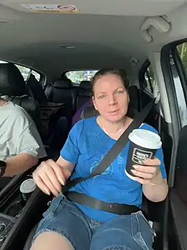 aussiepeaches online show from 12/22/25, 09:26