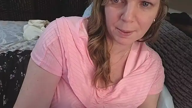 aussiepeaches online show from 03/10/26, 12:20