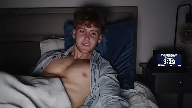 DominantAlex18 online show from 10/16/25, 02:31