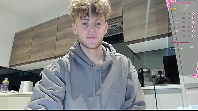 DominantAlex18 online show from 12/23/25, 05:07