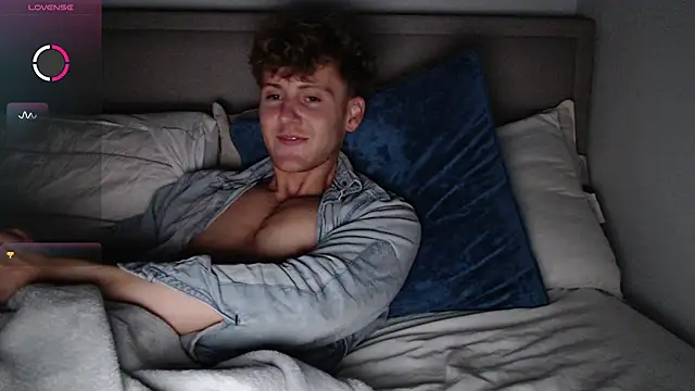 DominantAlex18 online show from 03/16/26, 05:48