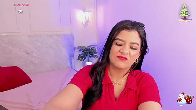 TianaGlow26 online show from 11/25/25, 07:47