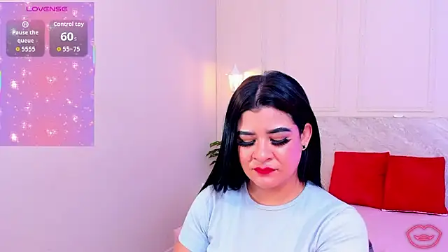 TianaGlow26 online show from 10/30/25, 07:33