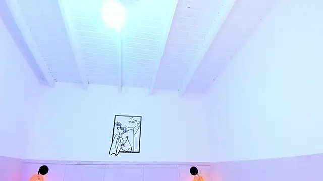 TianaGlow26 online show from 11/14/25, 07:39