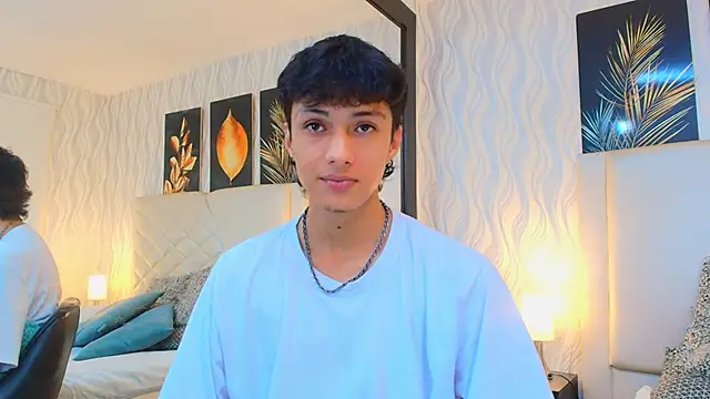 Lean Portman online show from 04/17/26, 03:04