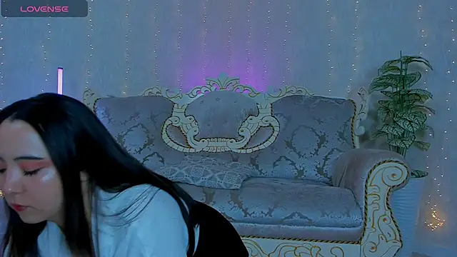 Snapshot of loveame chatting on 09/09/25, 04:38 loveame online show from 09/09/25, 04:38
