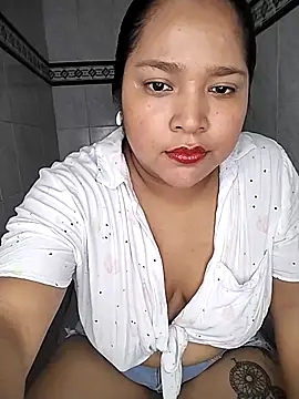 Angelly ricura online show from 12/18/25, 03:16