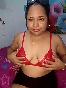 Angelly ricura online show from 03/11/26, 09:42