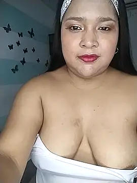 Snapshot of Angelly_ricura chatting on 10/01/25, 03:38 Angelly ricura online show from 10/01/25, 03:38
