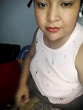 Angelly ricura online show from 12/17/25, 03:33