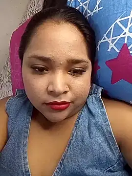 Snapshot of Angelly_ricura chatting on 07/07/26, 05:38 Angelly ricura online show from 07/07/26, 05:38