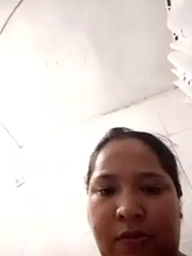 Snapshot of Angelly_ricura chatting on 06/11/26, 02:53 Angelly ricura online show from 06/11/26, 02:53