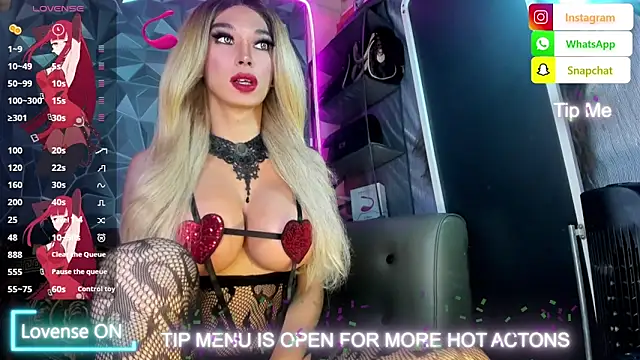 Snapshot of MISTRESSMonica_xxx chatting on 04/26/26, 10:56 MISTRESSMonica xxx online show from 04/26/26, 10:56