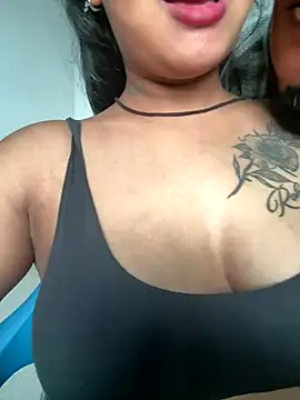 Snapshot of nishababybaby chatting on 09/15/25, 11:43 nishababybaby online show from 09/15/25, 11:43