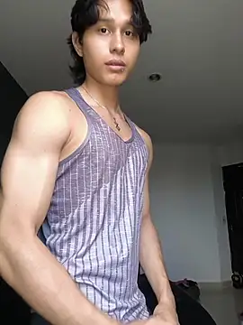 TeddyBear 07 online show from 11/07/25, 12:21