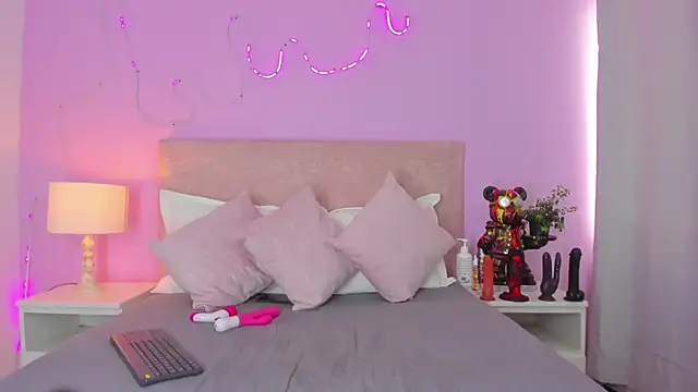 EmaRae1499 online show from 01/05/26, 07:06