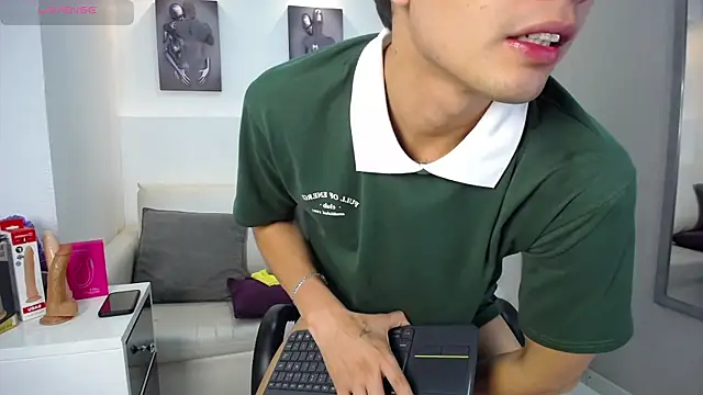 Cady Hot online show from 11/11/25, 08:20