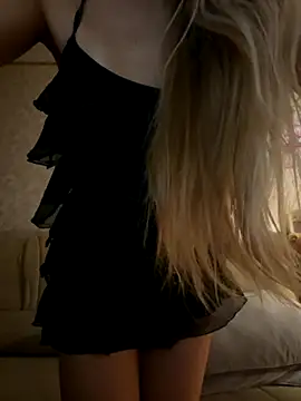 Nikihot   online show from 10/12/25, 10:11