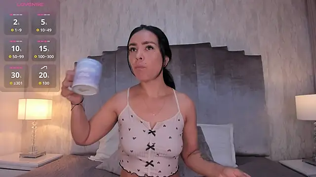 salma lutz online show from 03/28/26, 12:39