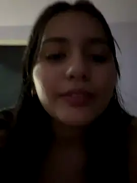 Snapshot of Angeldusttt chatting on 09/27/25, 05:35 Angeldusttt online show from 09/27/25, 05:35