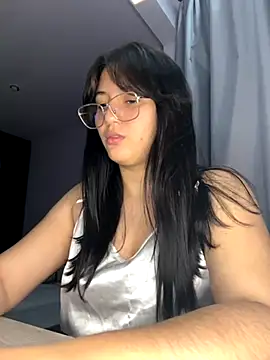 Snapshot of Angeldusttt chatting on 09/11/25, 03:39 Angeldusttt online show from 09/11/25, 03:39
