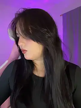 Snapshot of Angeldusttt chatting on 11/10/25, 09:42 Angeldusttt online show from 11/10/25, 09:42