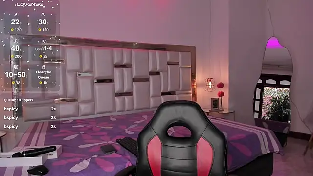 KateMoorex online show from 04/04/26, 01:17