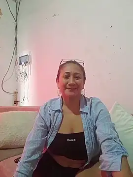 LizaMintelli online show from 05/05/26, 04:21