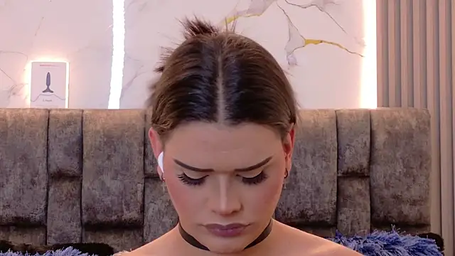 Ava Cristi online show from 09/27/25, 08:04