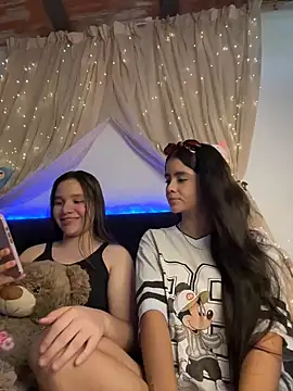 Ashley and Zoe online show from 01/08/26, 05:41