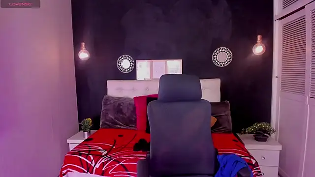 Eva hot 1 online show from 06/18/26, 01:16