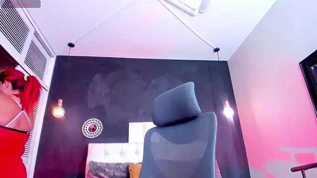 Eva hot 1 online show from 02/14/26, 01:00