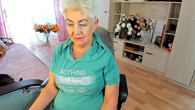 HotandMature online show from 03/23/26, 11:32