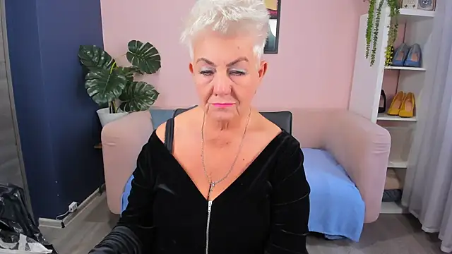 HotandMature online show from 11/12/25, 08:29