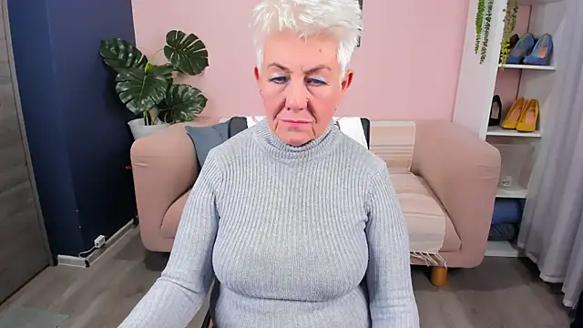 HotandMature online show from 11/27/25, 08:15