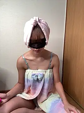 tomoka 21 online show from 10/12/25, 12:12