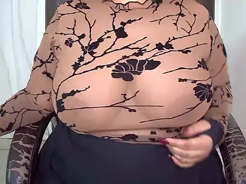 Snapshot of mrymlove chatting on 04/15/26, 07:58 mrymlove online show from 04/15/26, 07:58