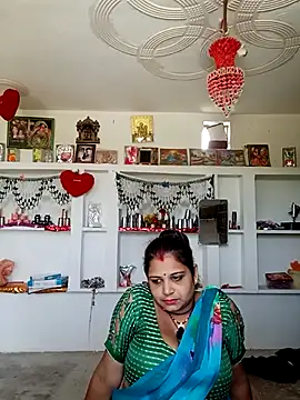 Snapshot of Rani_sahiba chatting on 09/23/25, 09:05 Rani sahiba online show from 09/23/25, 09:05