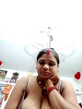 Snapshot of Rani_sahiba chatting on 10/12/25, 06:31 Rani sahiba online show from 10/12/25, 06:31