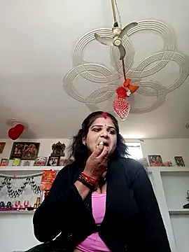 Snapshot of Rani_sahiba chatting on 10/22/25, 09:09 Rani sahiba online show from 10/22/25, 09:09