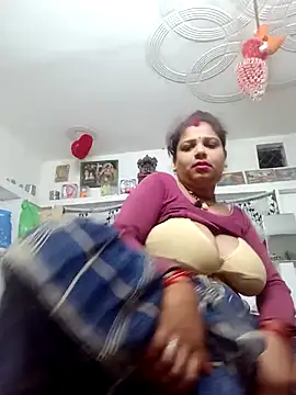 Snapshot of Rani_sahiba chatting on 10/15/25, 09:12 Rani sahiba online show from 10/15/25, 09:12