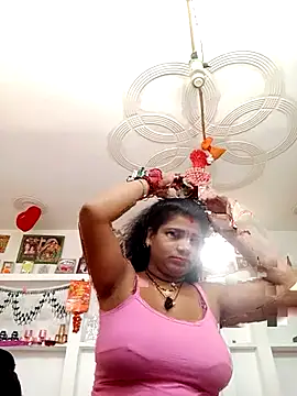 Snapshot of Rani_sahiba chatting on 10/24/25, 08:13 Rani sahiba online show from 10/24/25, 08:13