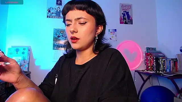 AlmaNanax online show from 09/25/25, 02:06