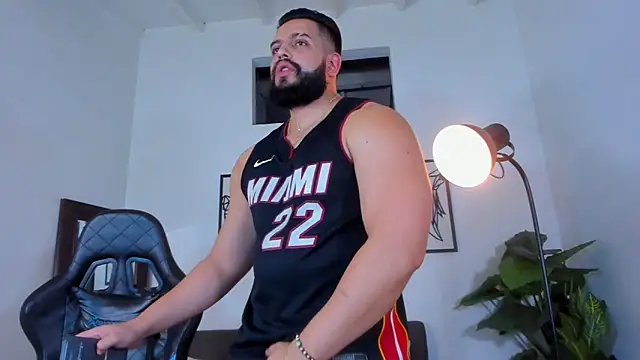 Justin kingX7 online show from 05/01/26, 04:17