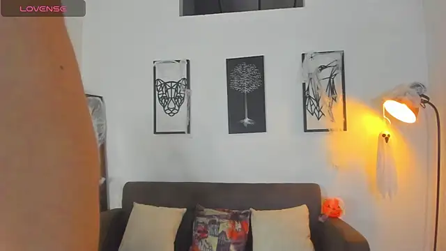 Justin kingX7 online show from 10/27/25, 01:06