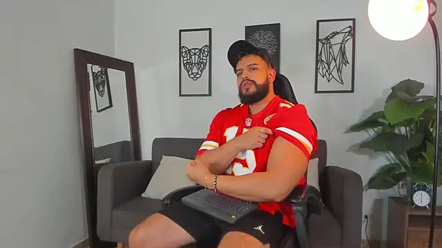 Justin kingX7 online show from 04/11/26, 04:20