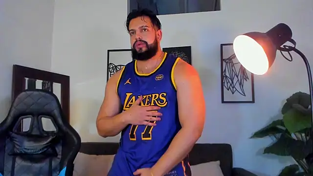 Justin kingX7 online show from 05/31/26, 04:18