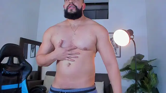 Justin kingX7 online show from 05/08/26, 05:44